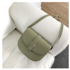 Single shoulder semicircle saddle bag